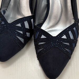 Satin Navy blue Slingbacks#kittenHeels#sparkle#JonesNewYork Perfect Like NeW S10
